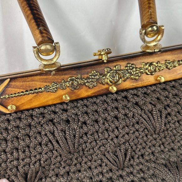 Vintage Retro Macrame Crochet Wood Square Handle Brown Handcrafted Bag - Picture 2 of 9